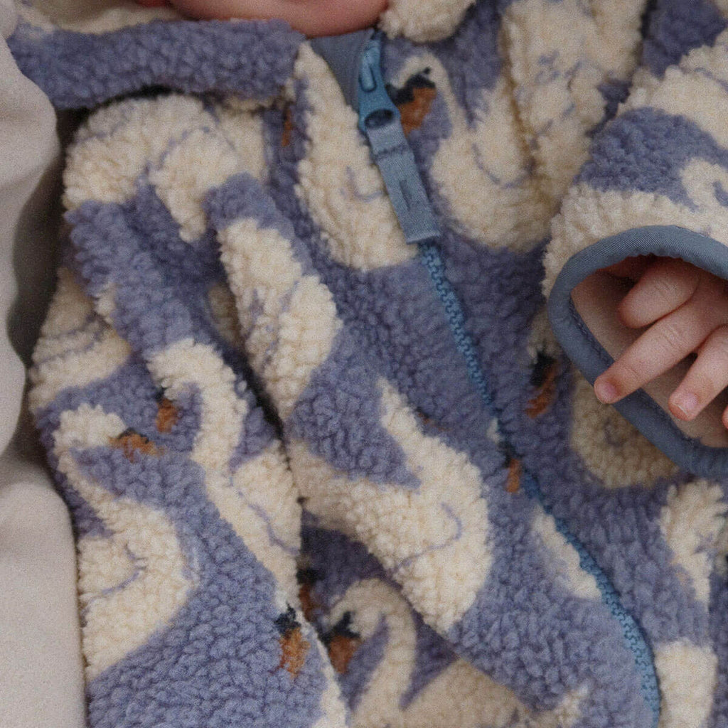 Grenouillère douillette à capuche en molleton recyclé imprimé cygne blanc avec fermeture éclair intégrale et doublure en coton pour bébés