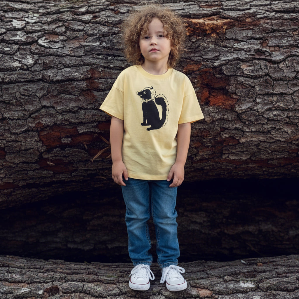 T-shirt décontracté en coton bio imprimé poitrine jaune pour enfant, idéal au quotidien