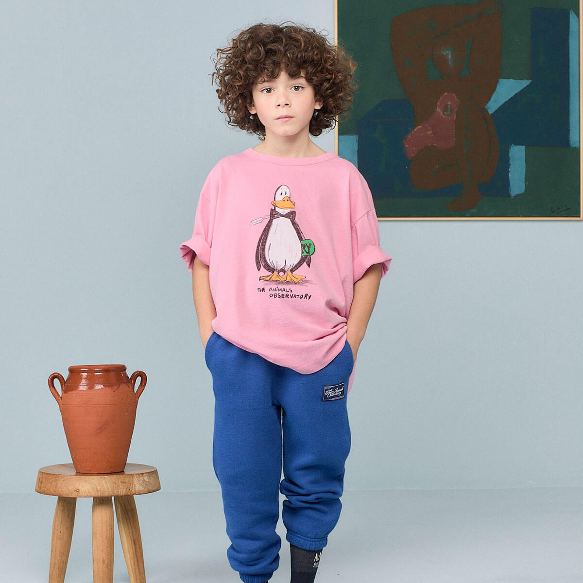 T-shirt oversize en coton biologique à imprimé pingouin rose ludique pour enfants expressifs