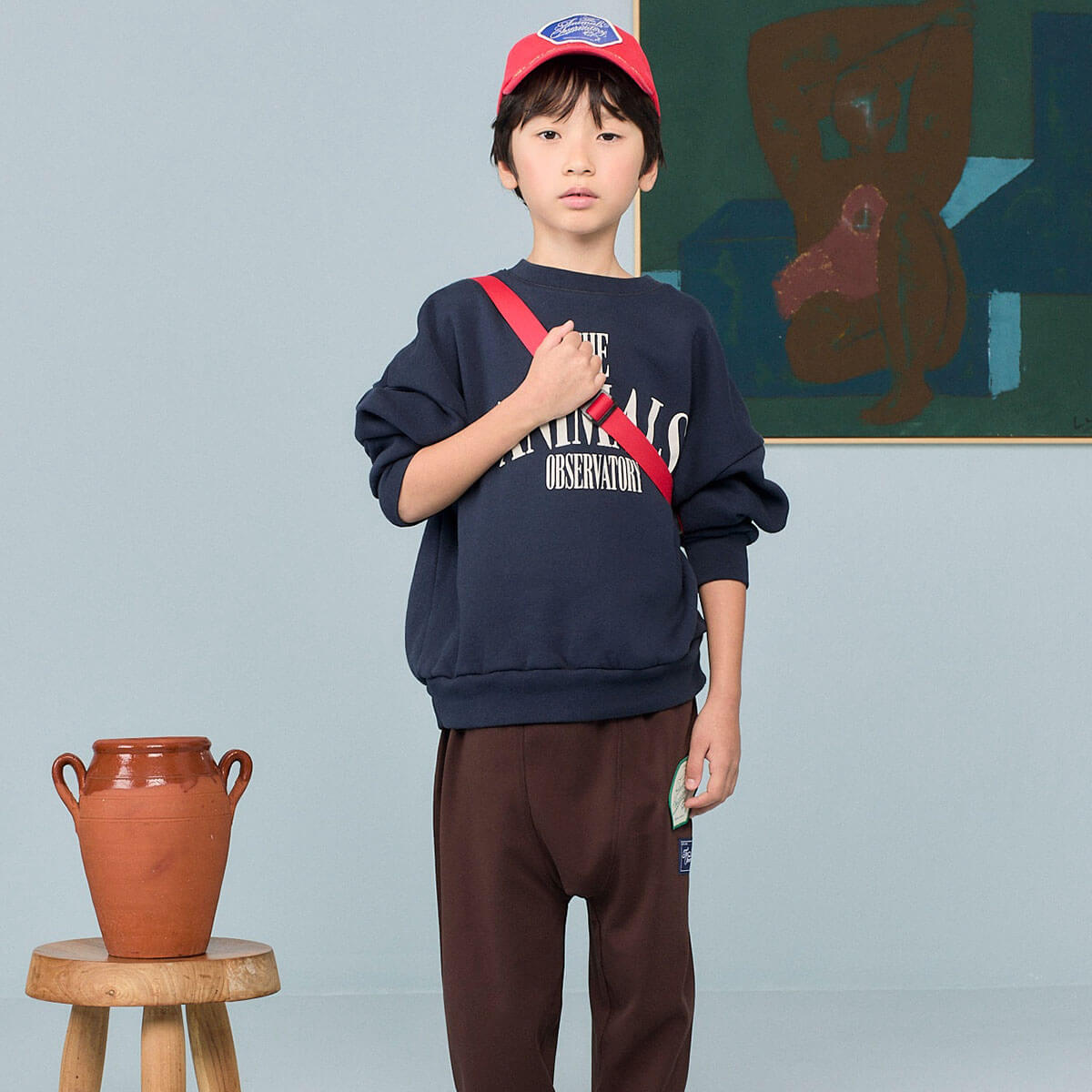 Sweat-shirt en coton imprimé bleu marine classique avec ourlet et encolure côtelés pour enfants